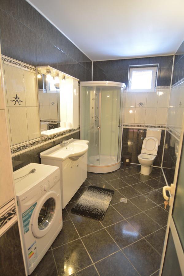 Privilegio 148 Sambata Сымбэта-де-Сус Экстерьер фото