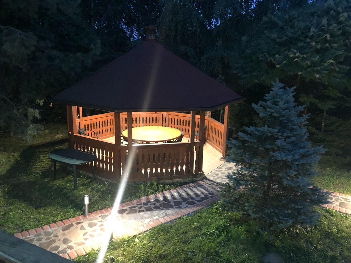 Privilegio 148 Sambata Сымбэта-де-Сус Экстерьер фото